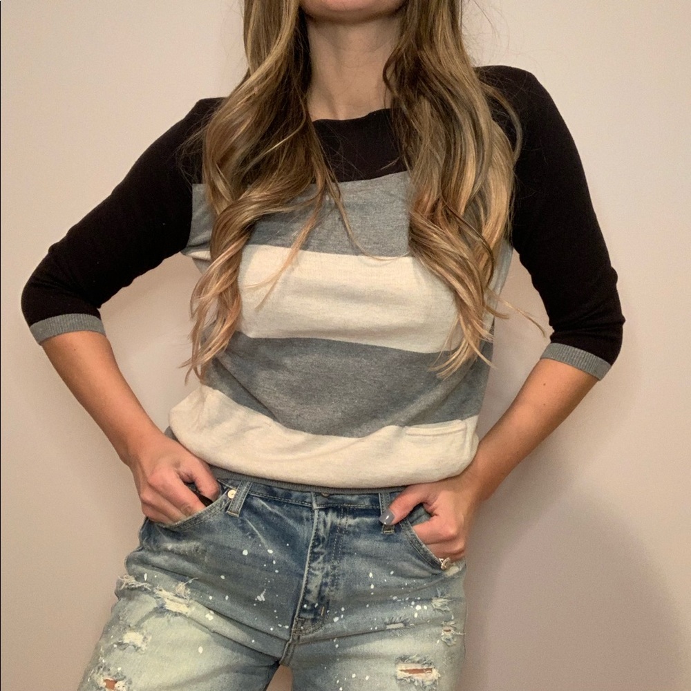 Color blocking petite sweater